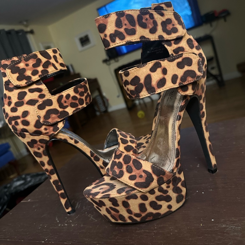 Anne Michelle Leopard Print High Heels
